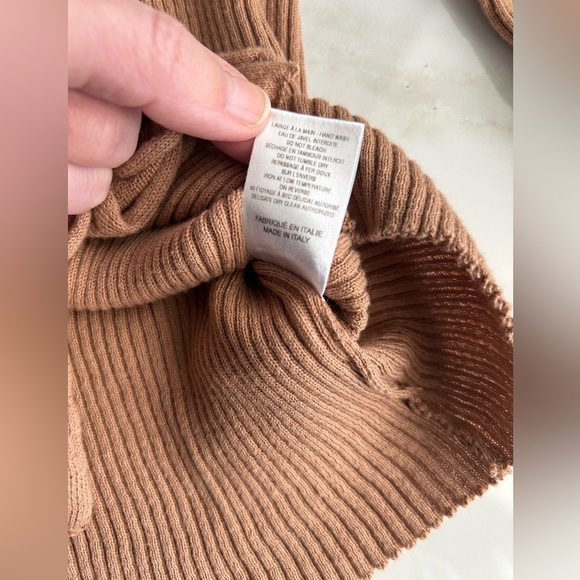 Rouje Gegene Sweater - Picture 5 of 6